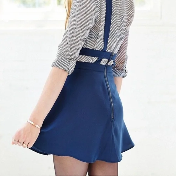 Sparkle & Fade Navy Blue Caged Suspenders Skirt Urban Outfitters Overwear Size 4 - Picture 3 of 8